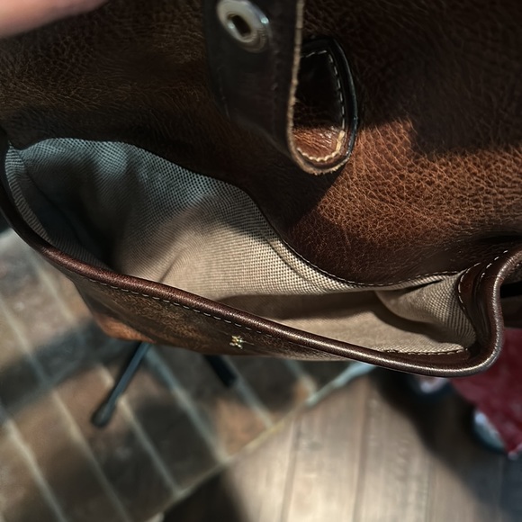 Dooney & Bourke 1975 - Picture 9 of 9